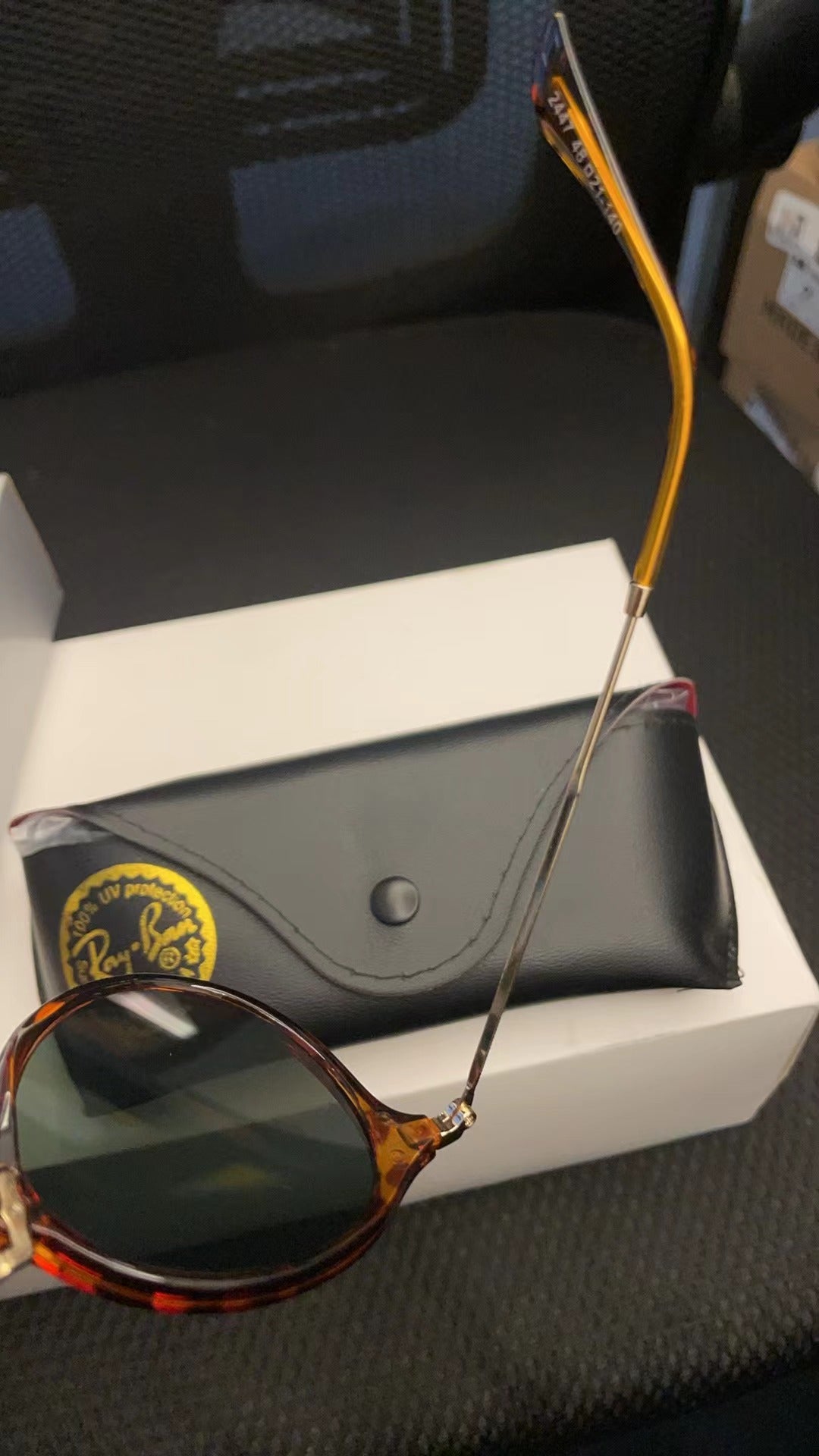 Design USA sunglasses for Women and men R-B2447