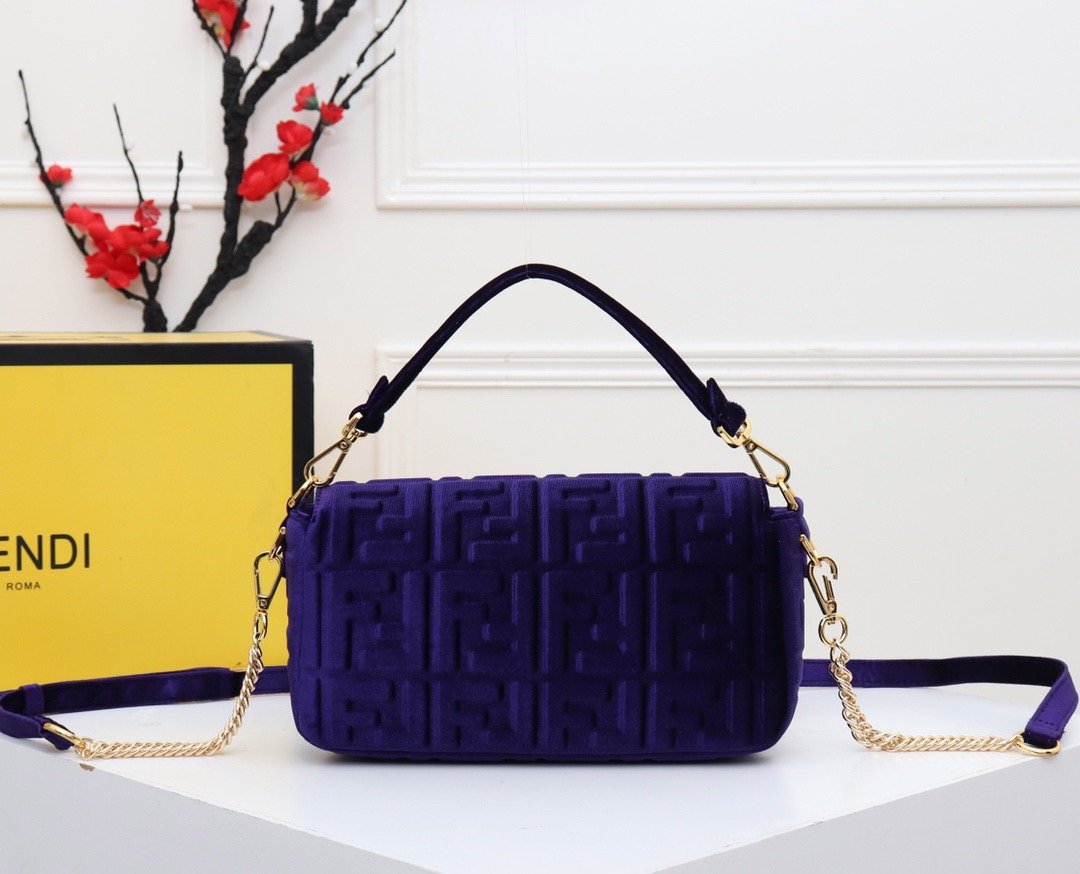 ESMEE - Top Quality Bag FND 686