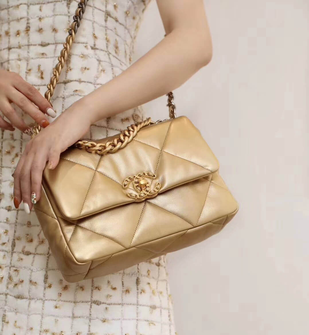 ESMEE 19 Flap Bag Gold CHL - 741