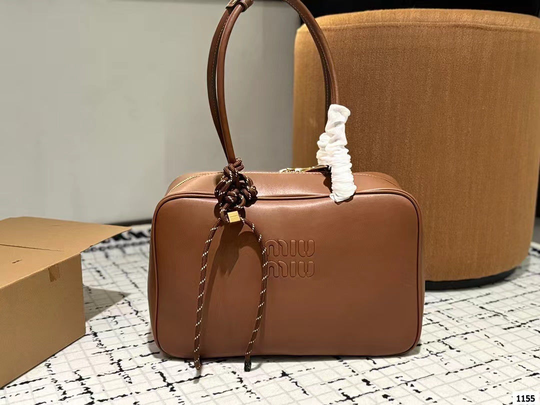 Custom luxury bags for women M05