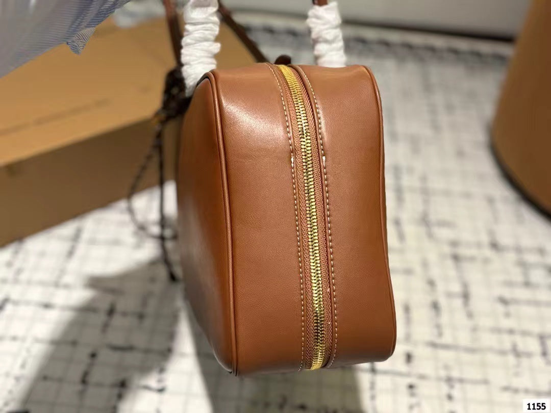 Custom luxury bags for women M05