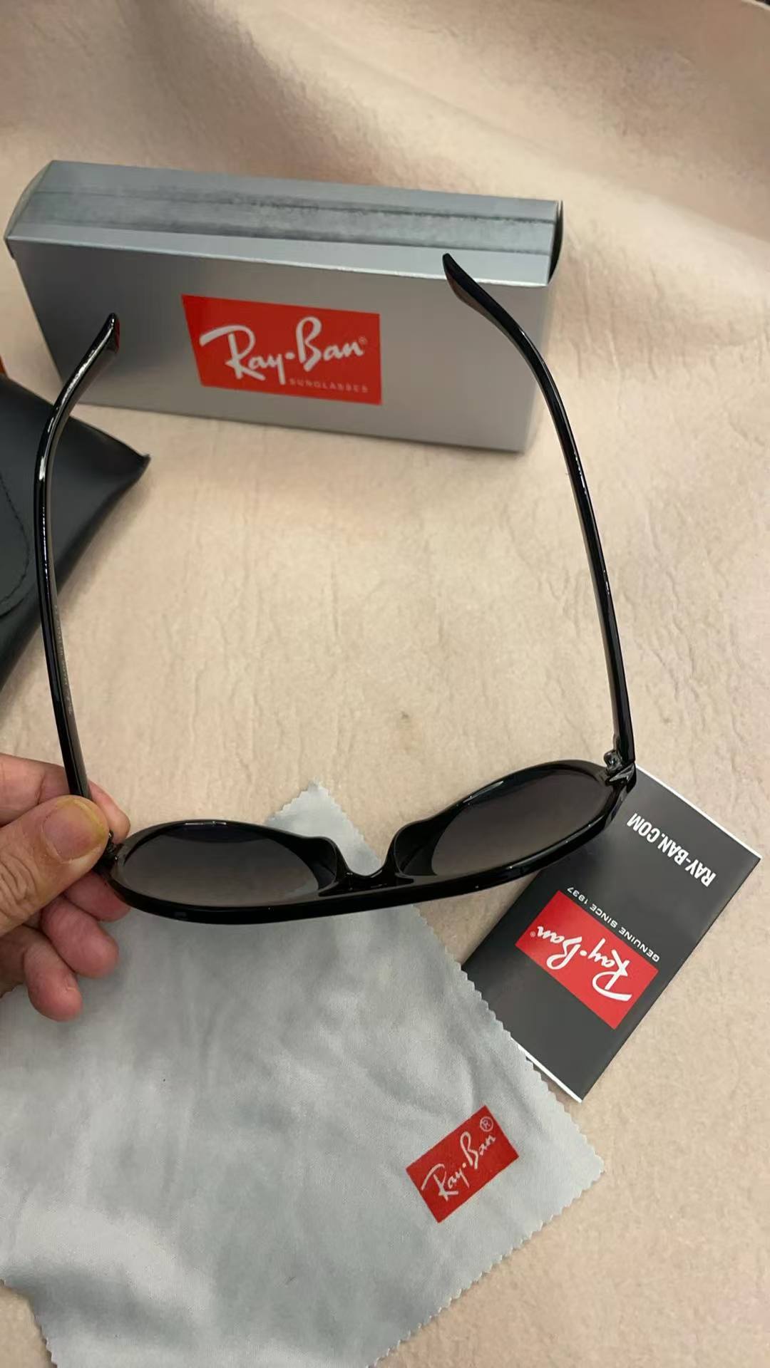 Design USA sunglasses for  Women and men R-B4125