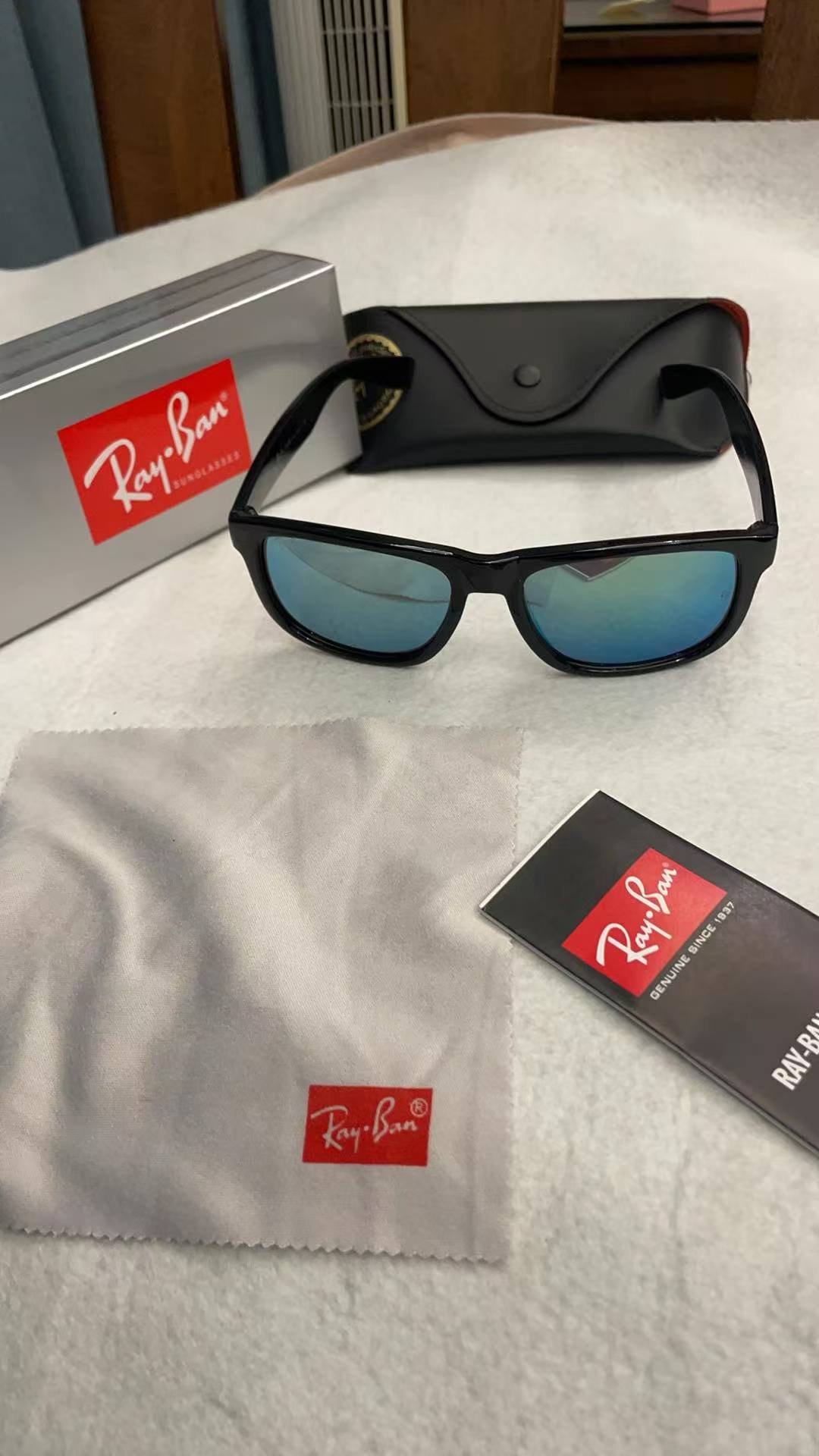 Design USA sunglasses for  Women and men R-B4165