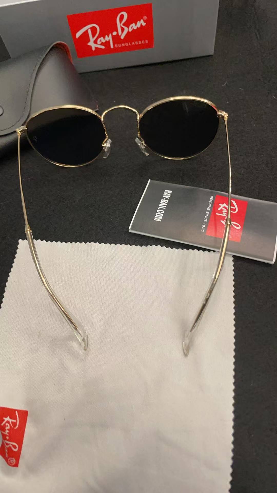Design USA sunglasses for  Women and men R-B3447