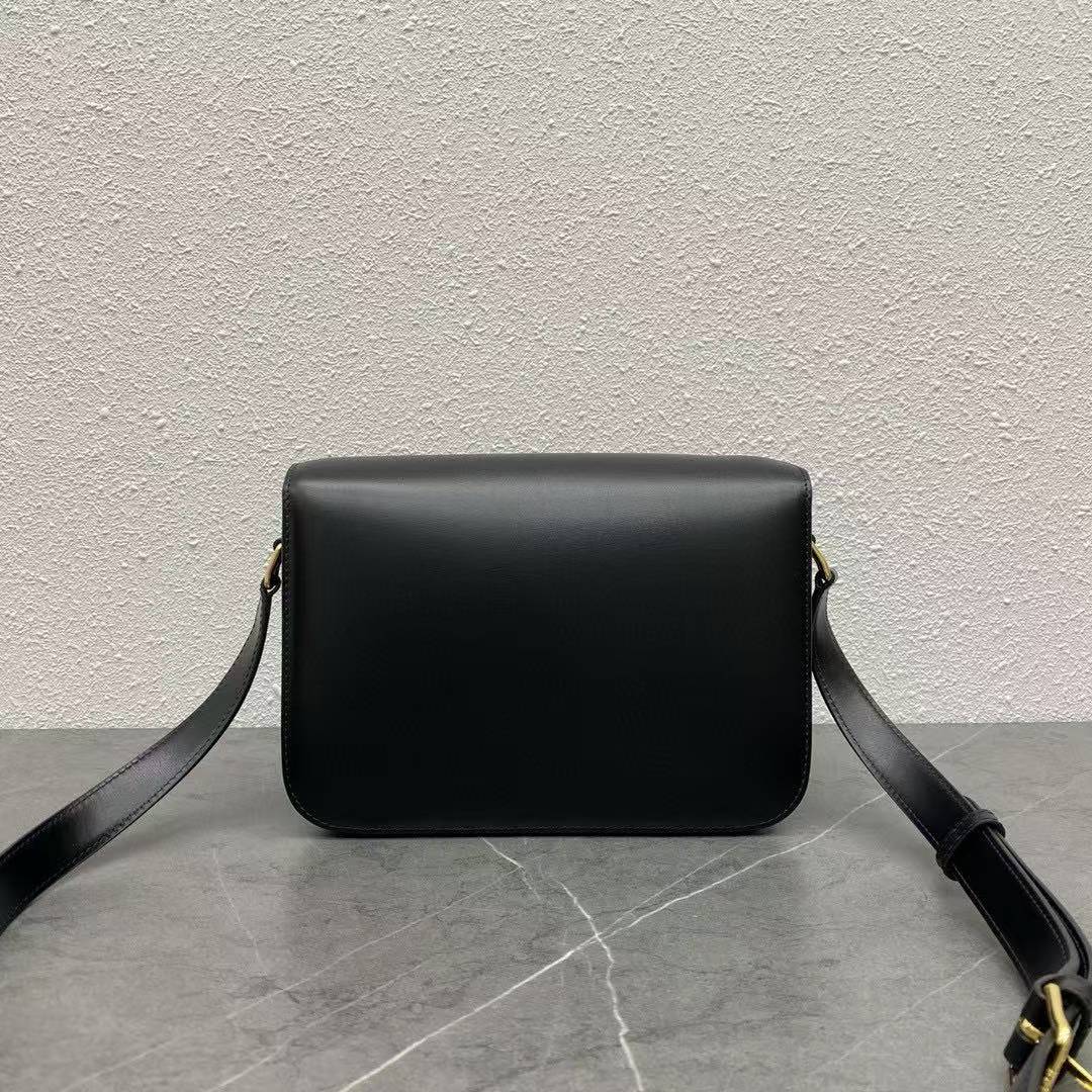 Design USA Custom luxury handbag