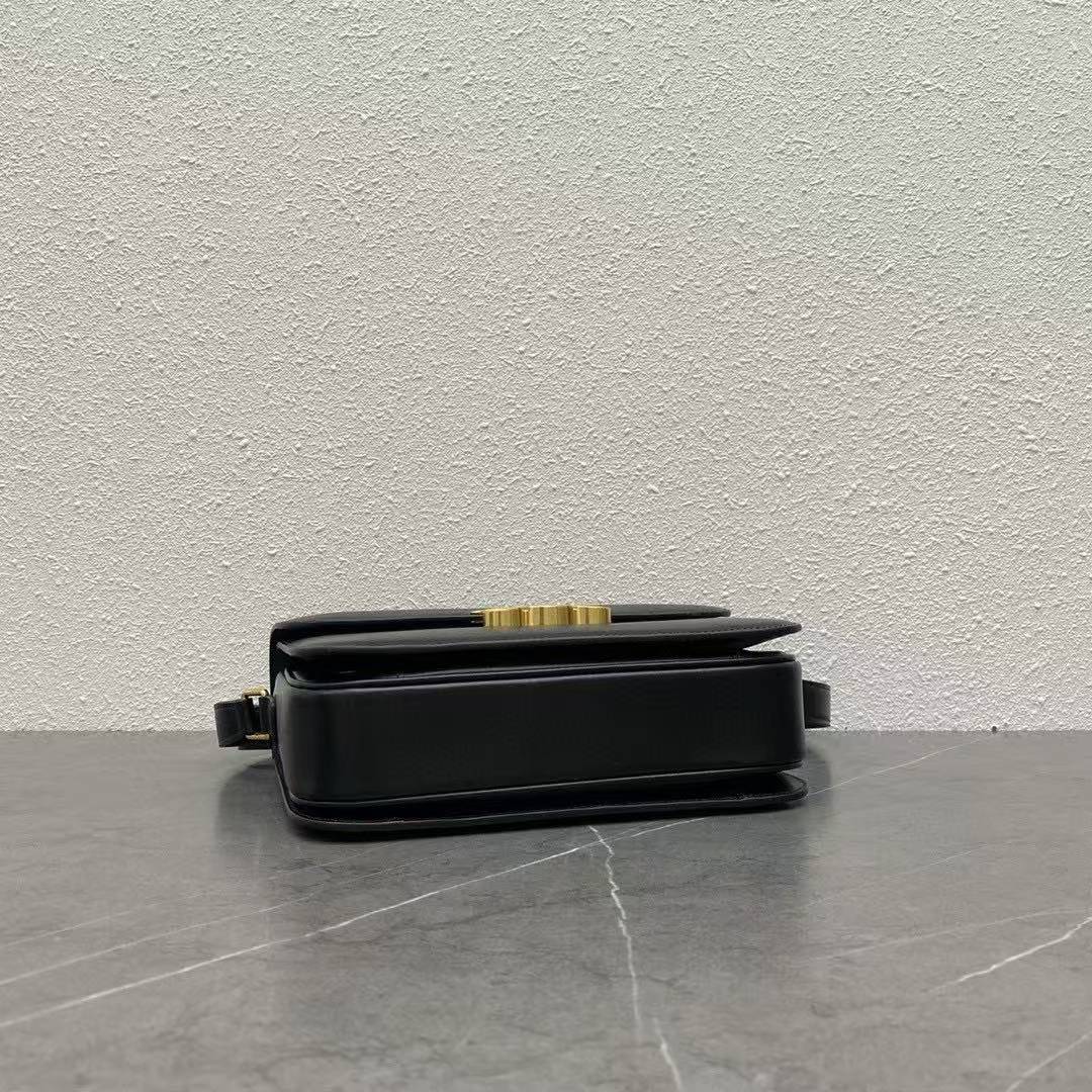Design USA Custom luxury handbag
