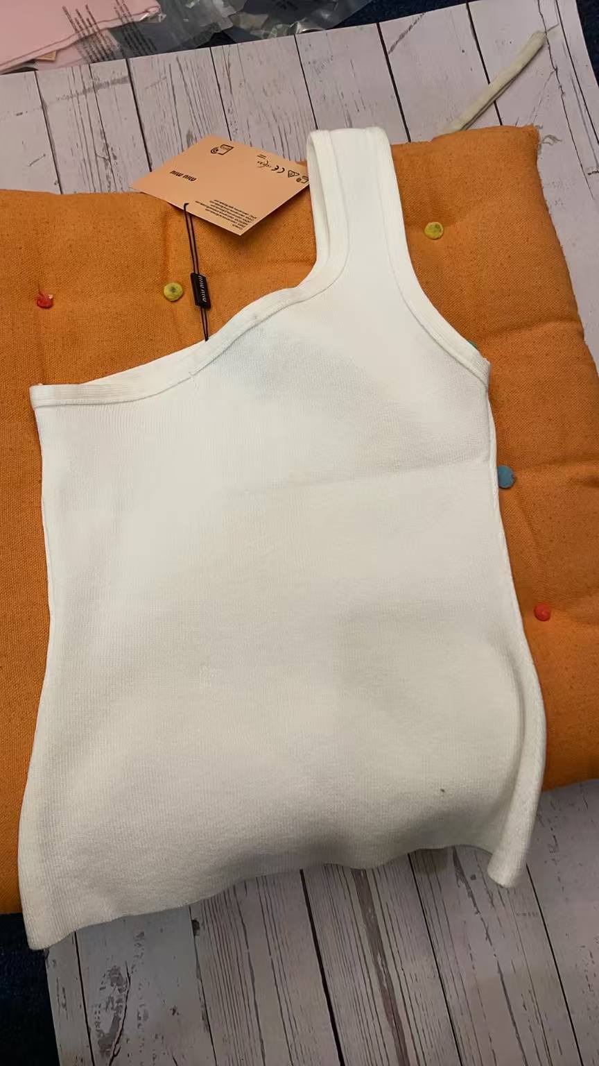 Design USA White Women's tank top T-shirt