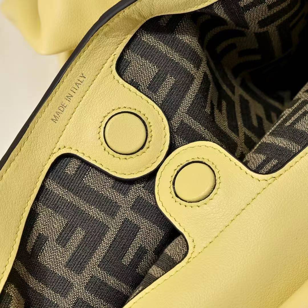Custom luxury bags for women  Fen