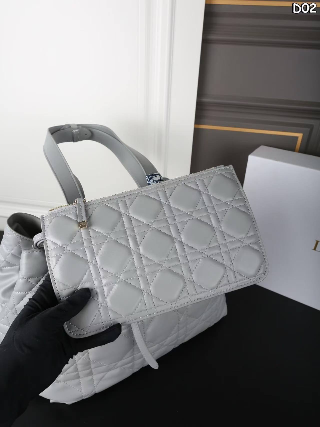 Custom luxury bags for women Dio