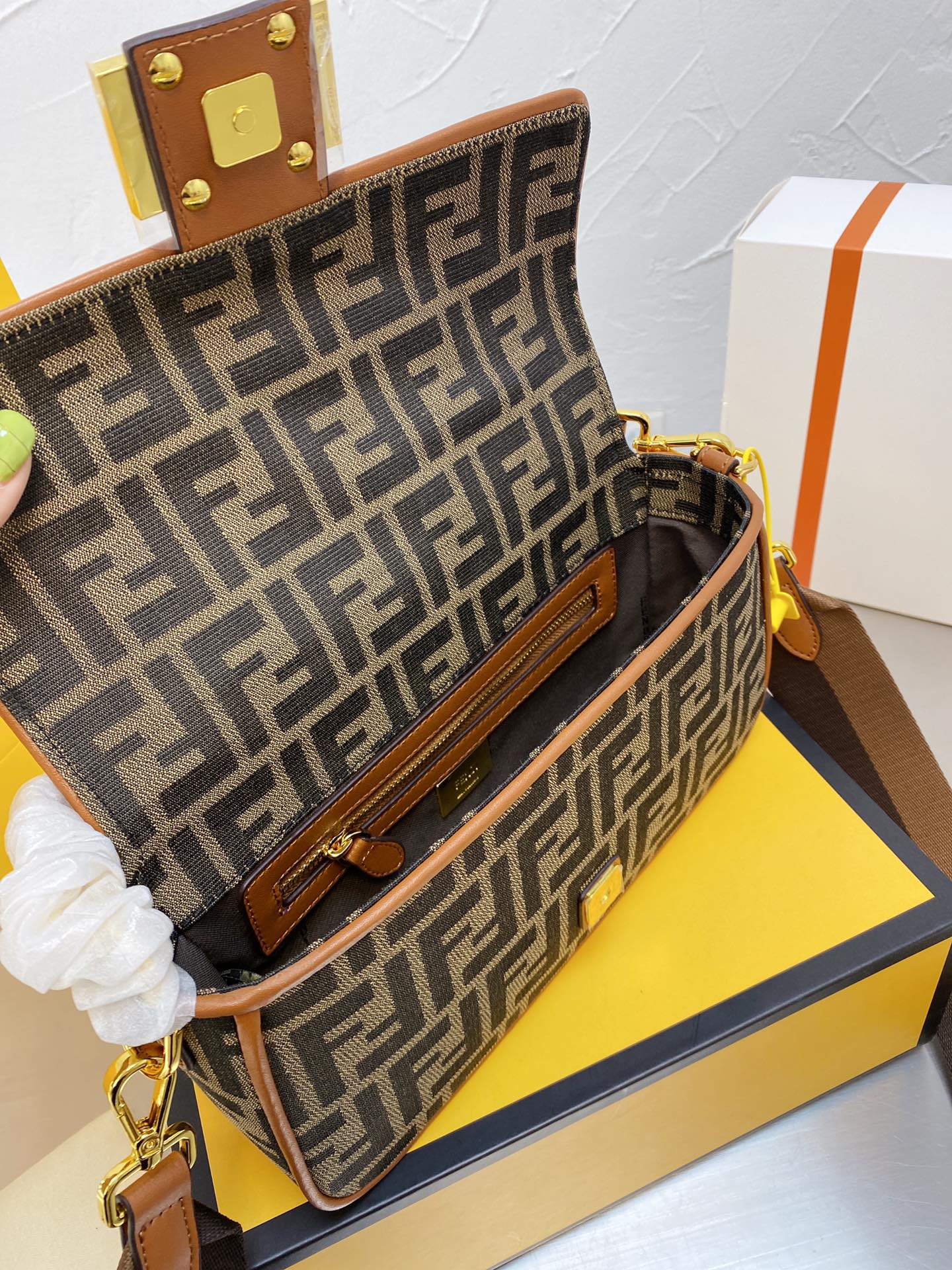 ESMEE - Top Quality Bag FND 646