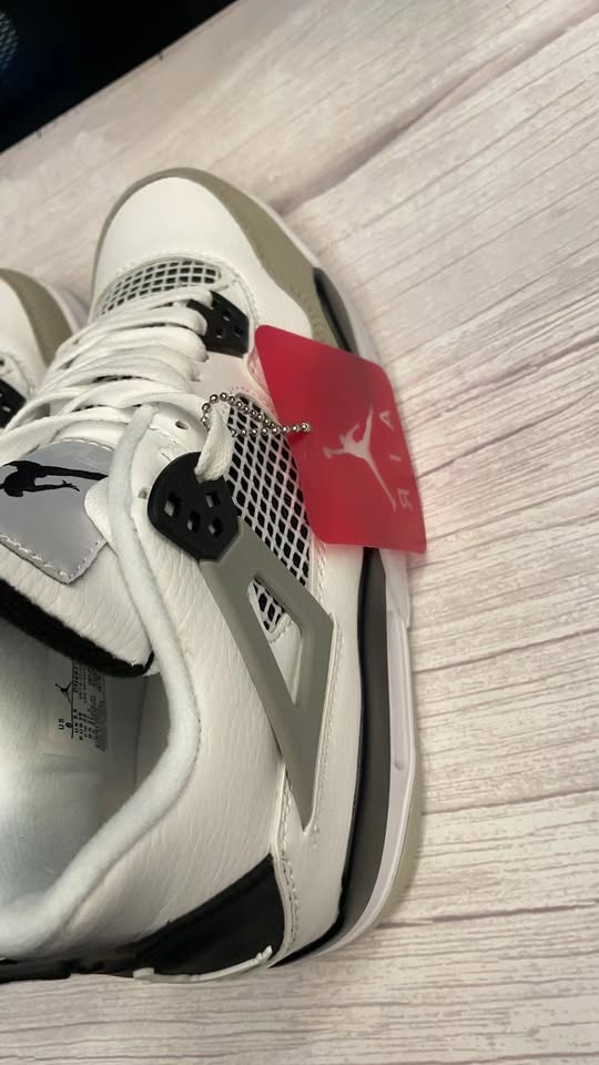 Design USA sneaker A-J SHOES