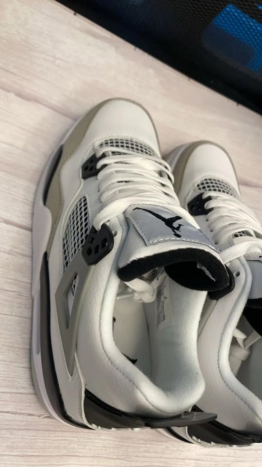 Design USA sneaker A-J SHOES