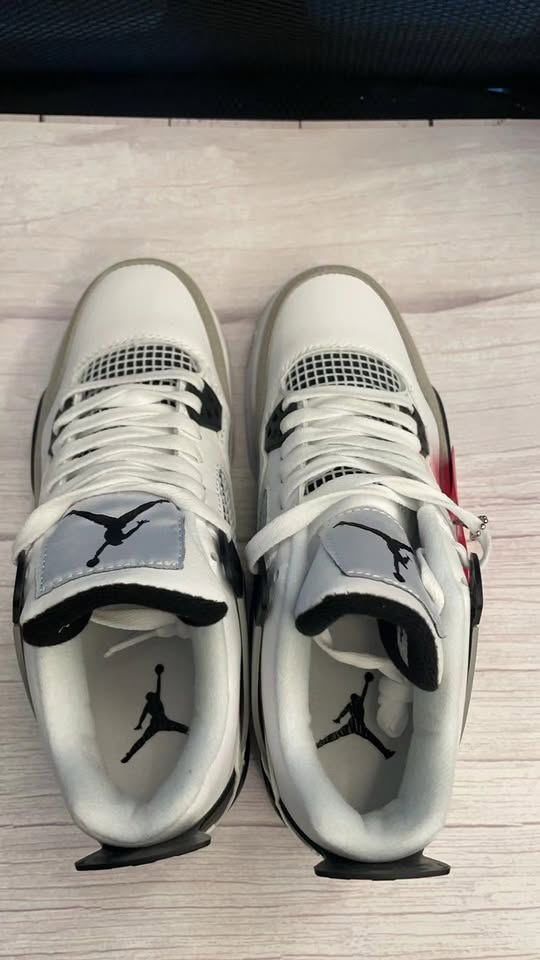 Design USA sneaker A-J SHOES