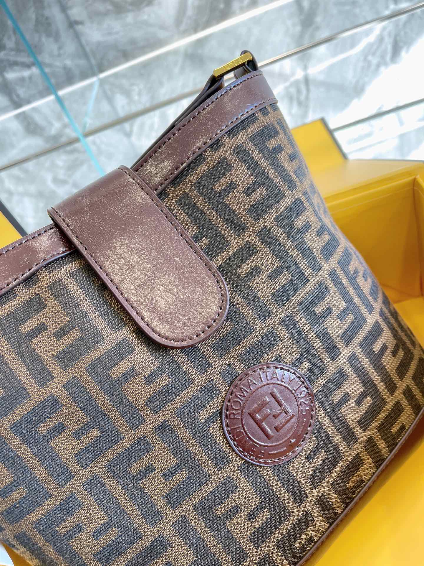 ESMEE - Top Quality Bag FND 638