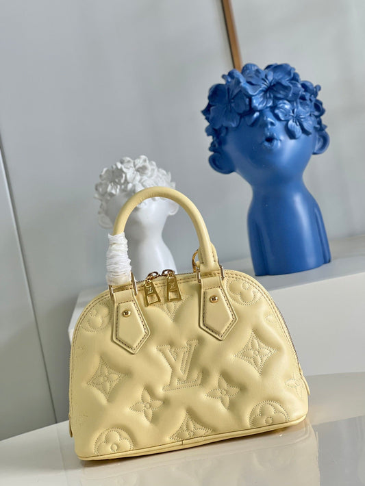 ESMEE - Top Quality Bags LUV 390