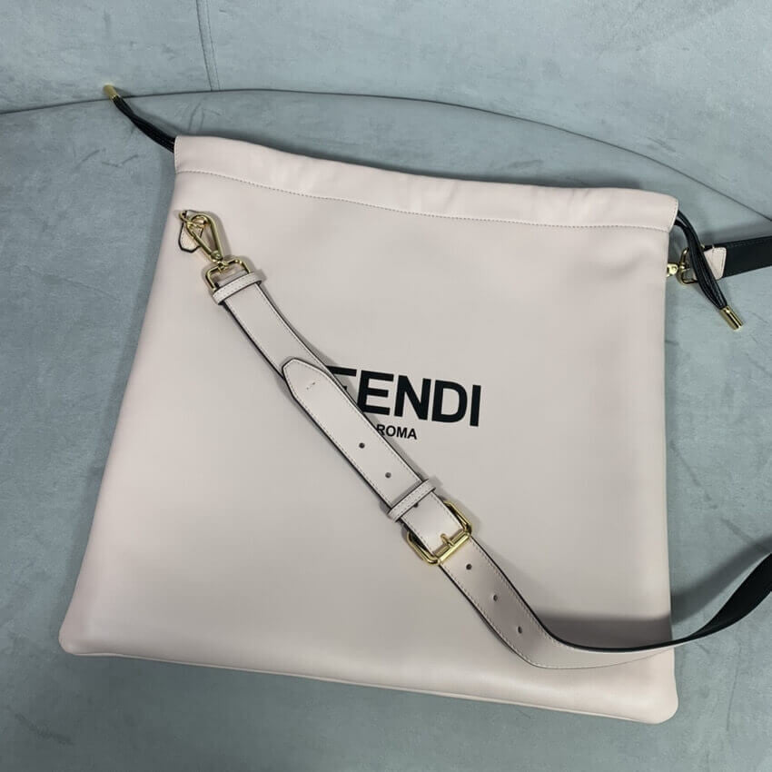 ESMEE Medium Pouch Pack - FND 790