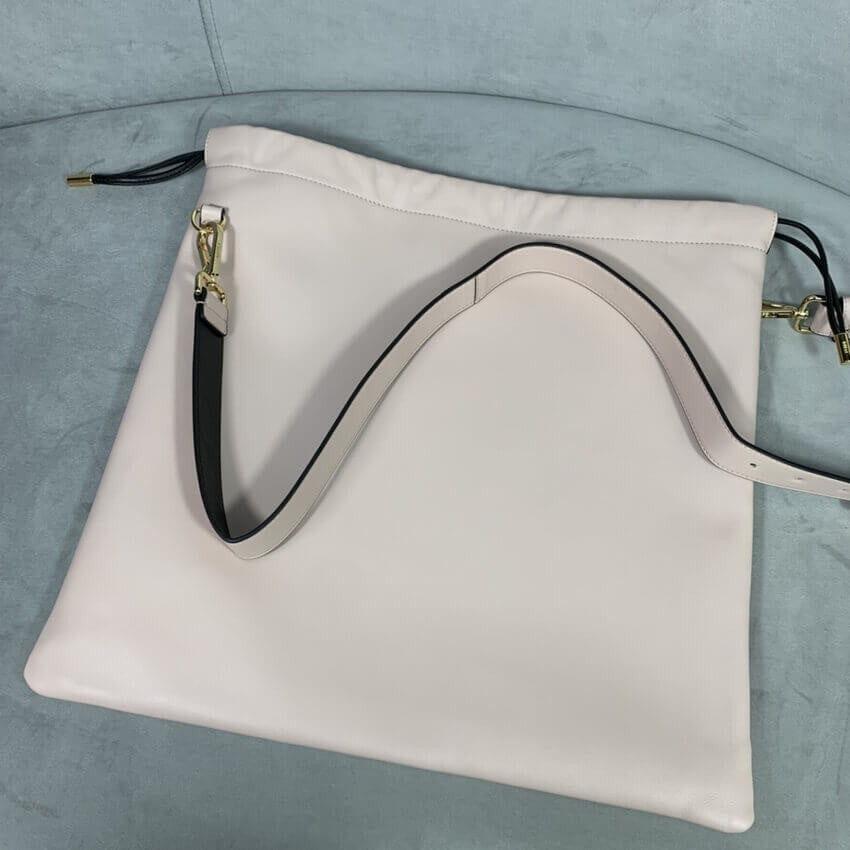 ESMEE Medium Pouch Pack - FND 790