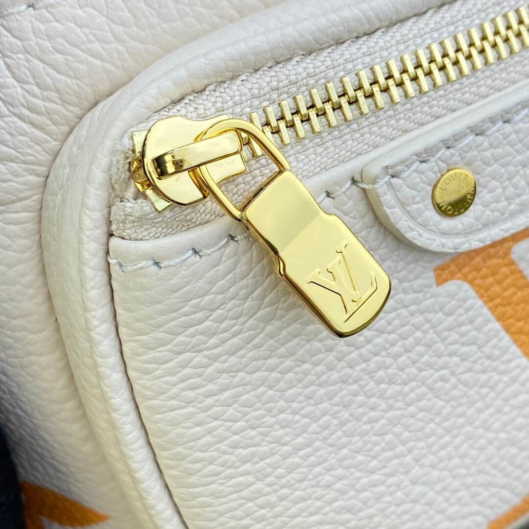 ESMEE Mini Bumbag - LUV 426