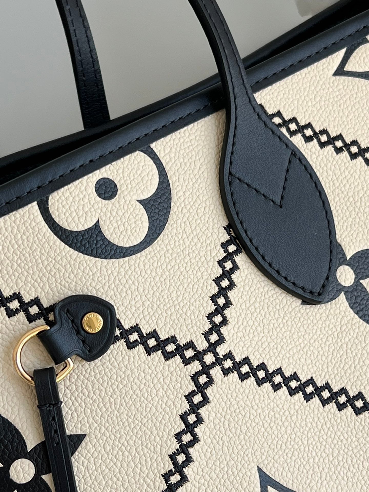 ESMEE - Top Quality Bags LUV 389