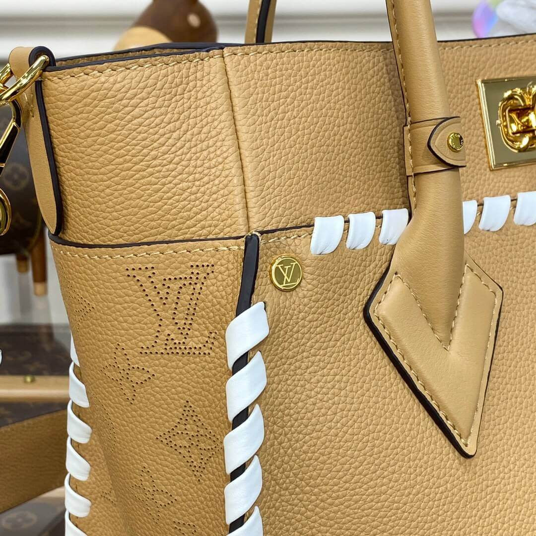 ESMEE OnMySide MM Shoulder Bag - LUV 412