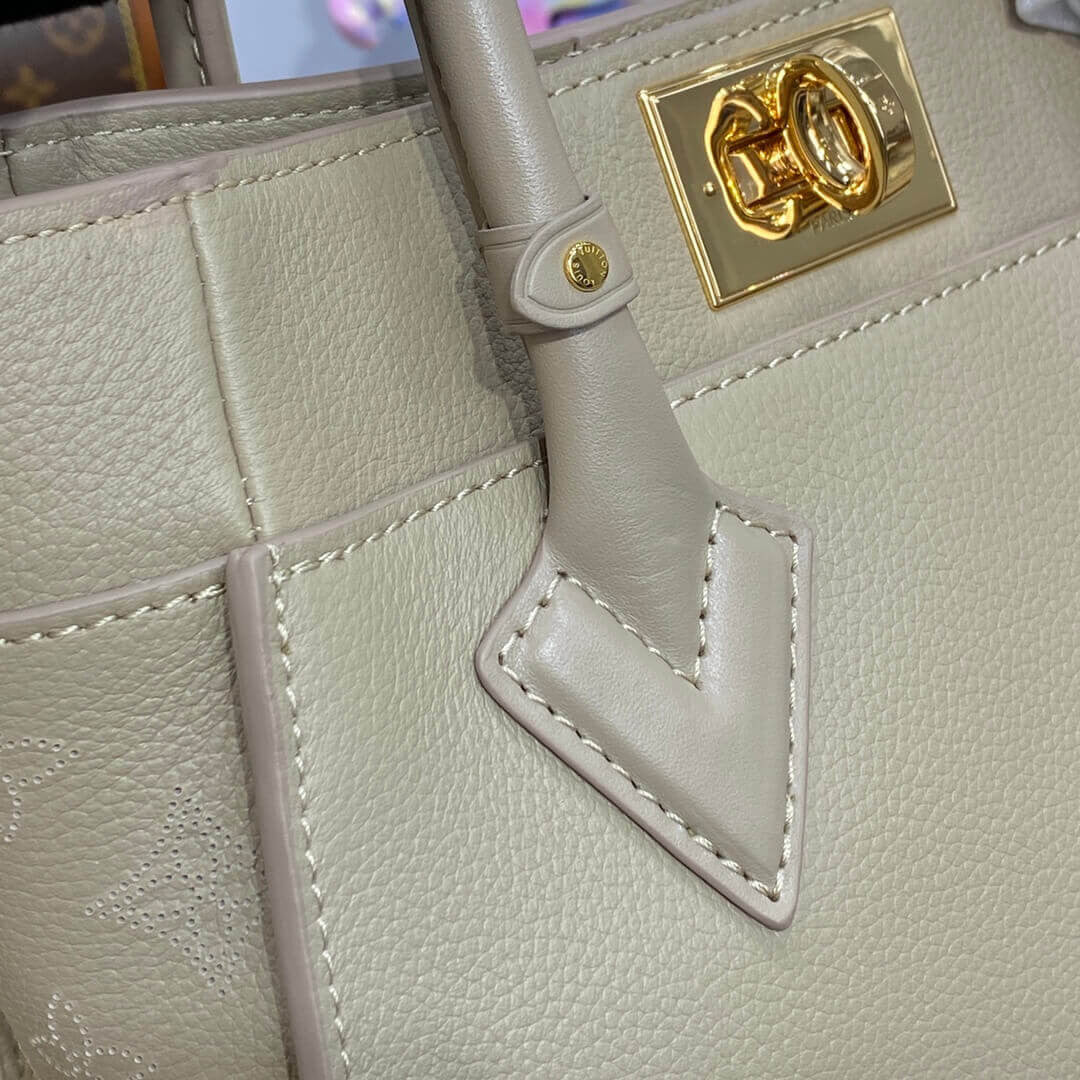 ESMEE OnMySide PM Shoulder Bag - LUV 407