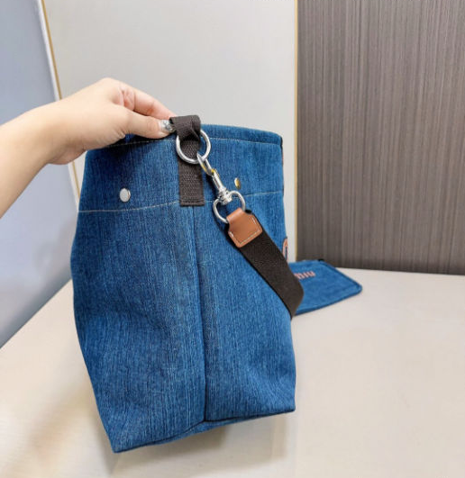 Custom luxury bags for women M02