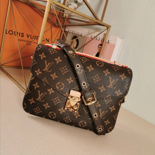 ESMEE - Top Quality Bags LUV 121