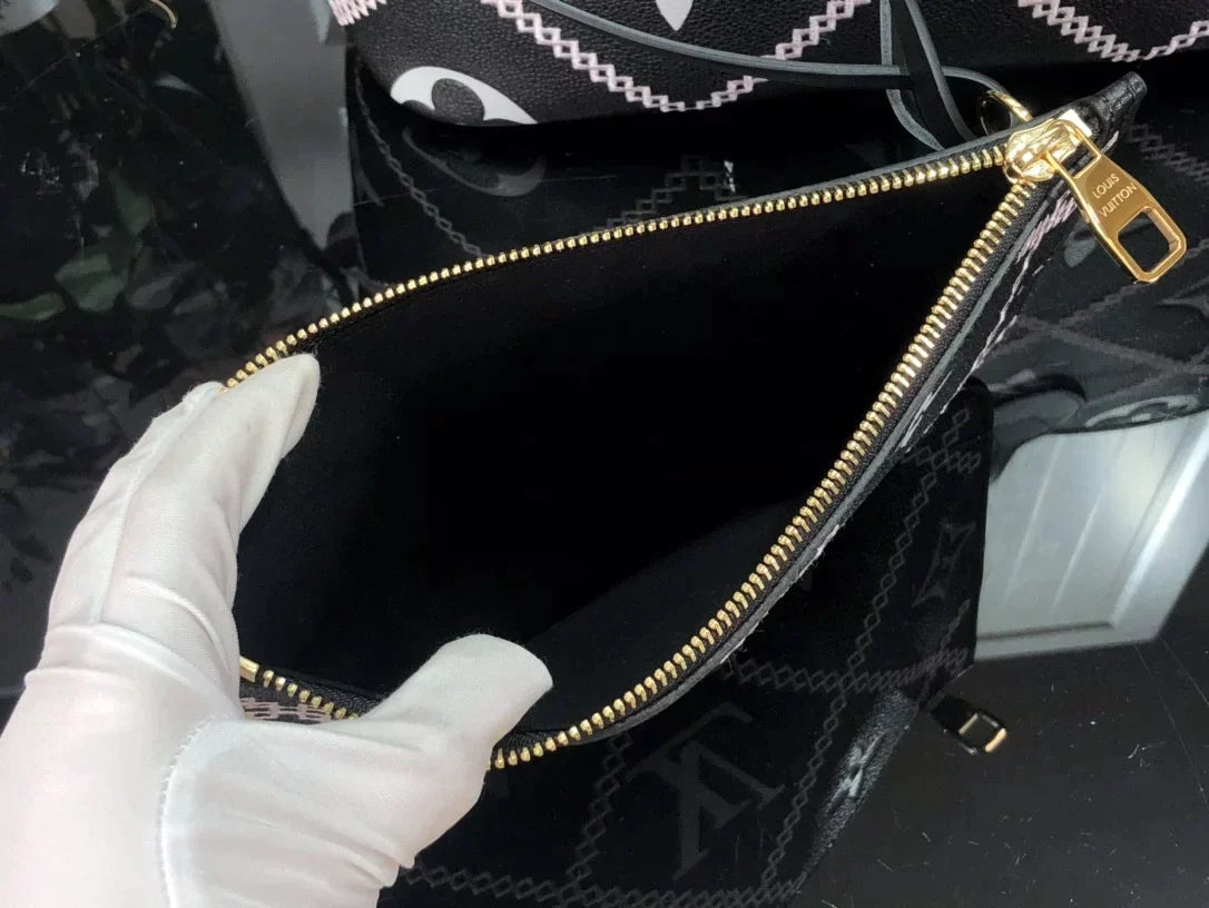 ESMEE - Top Quality Bags LUV 166