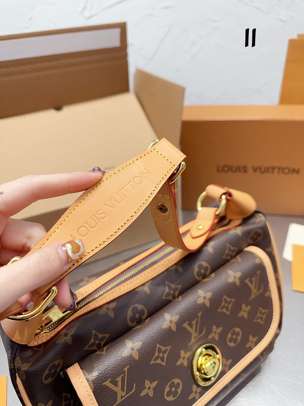 Design USA Custom luxury handbag