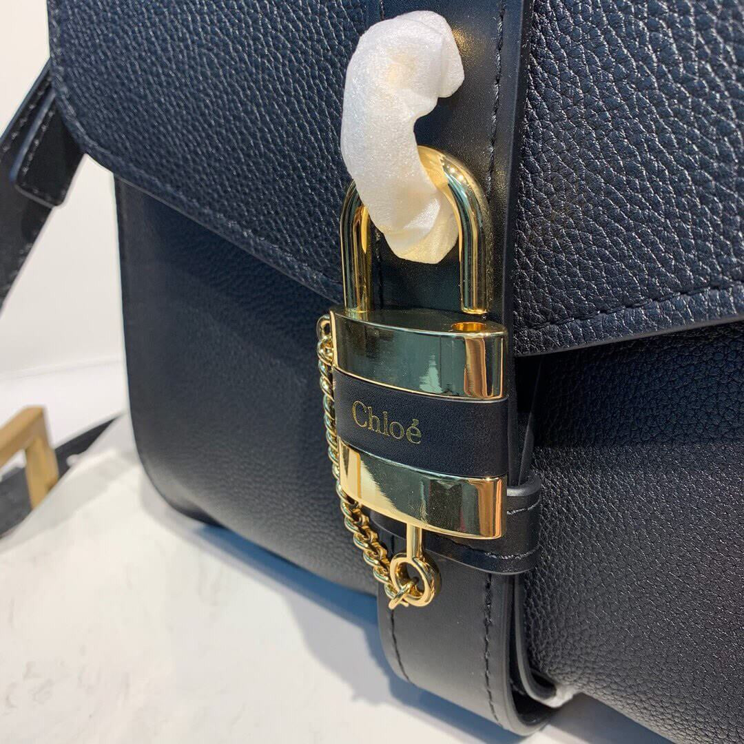 ESMEE - Top Quality Bags CLE 907