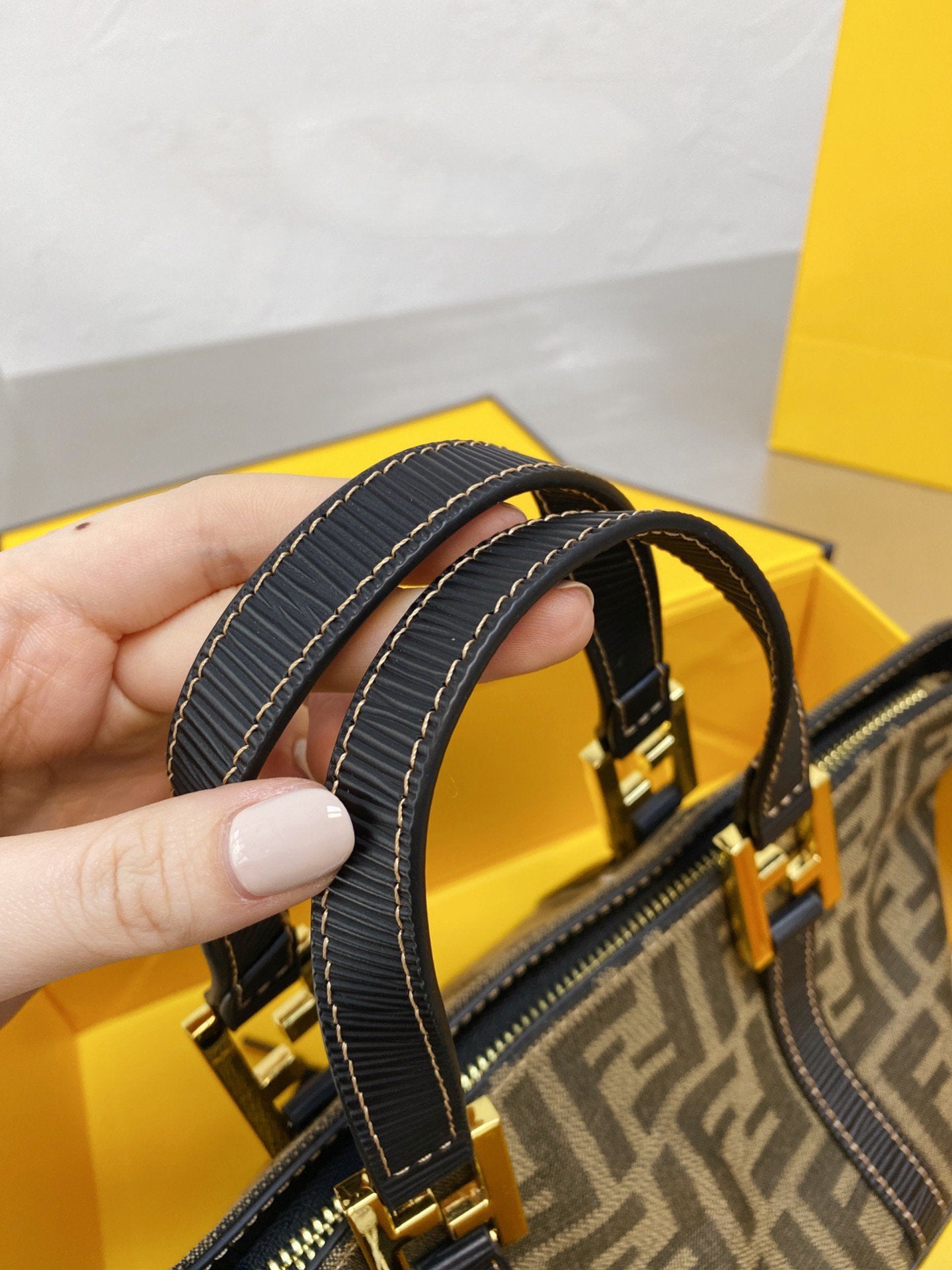 ESMEE - Top Quality Bag FND 676