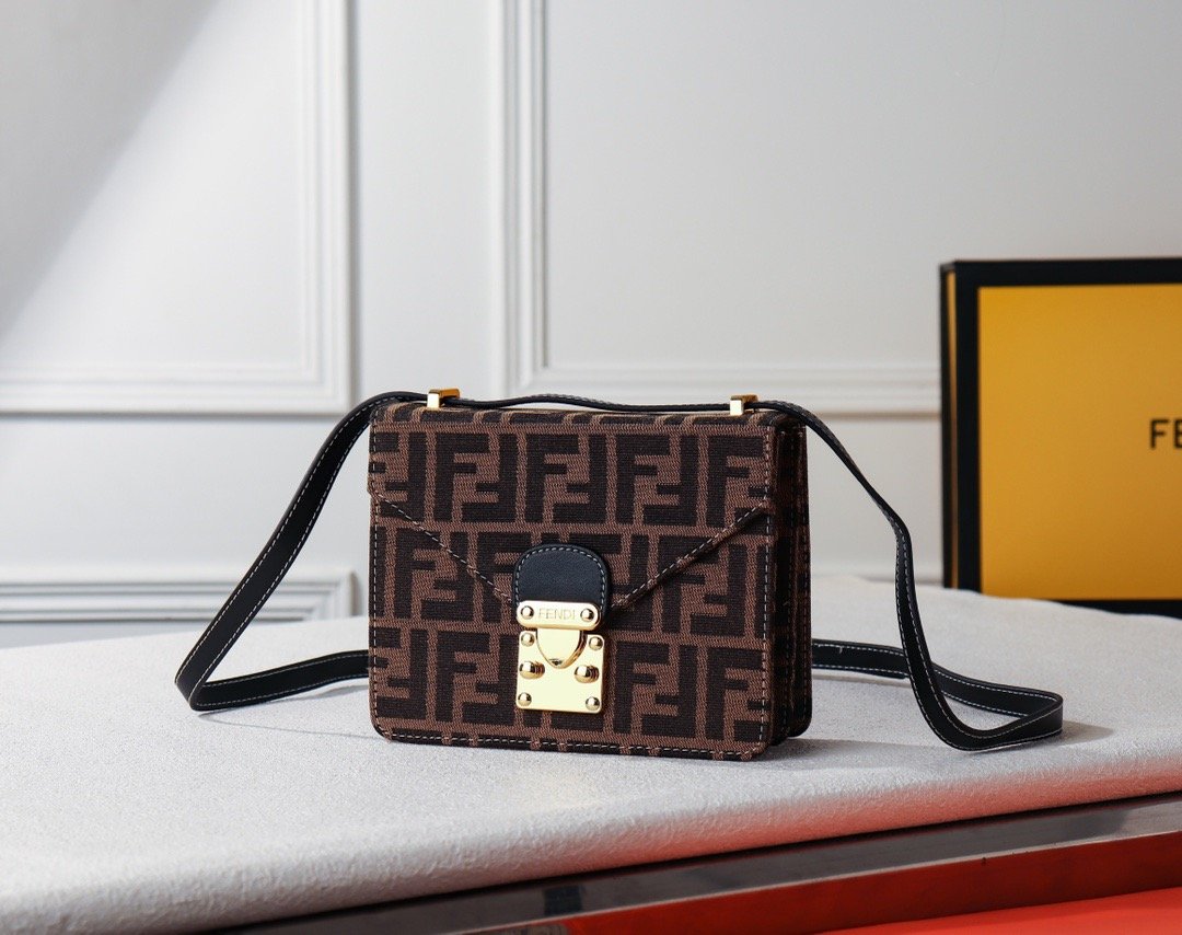 ESMEE - Top Quality Bag FND 718