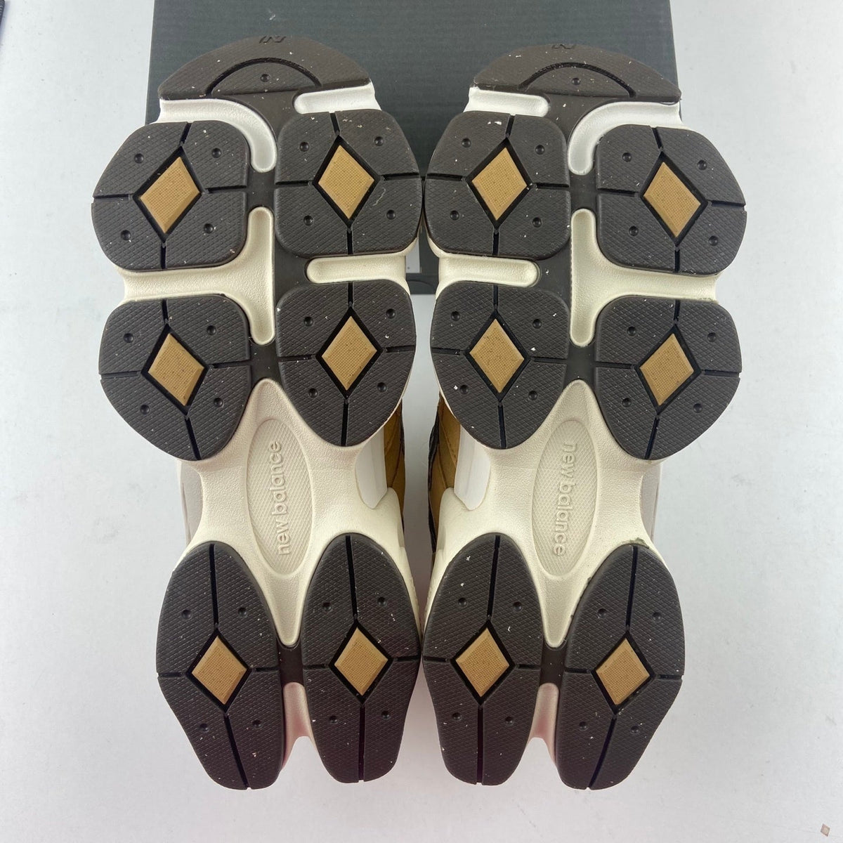 New Balance 9060 Workwear