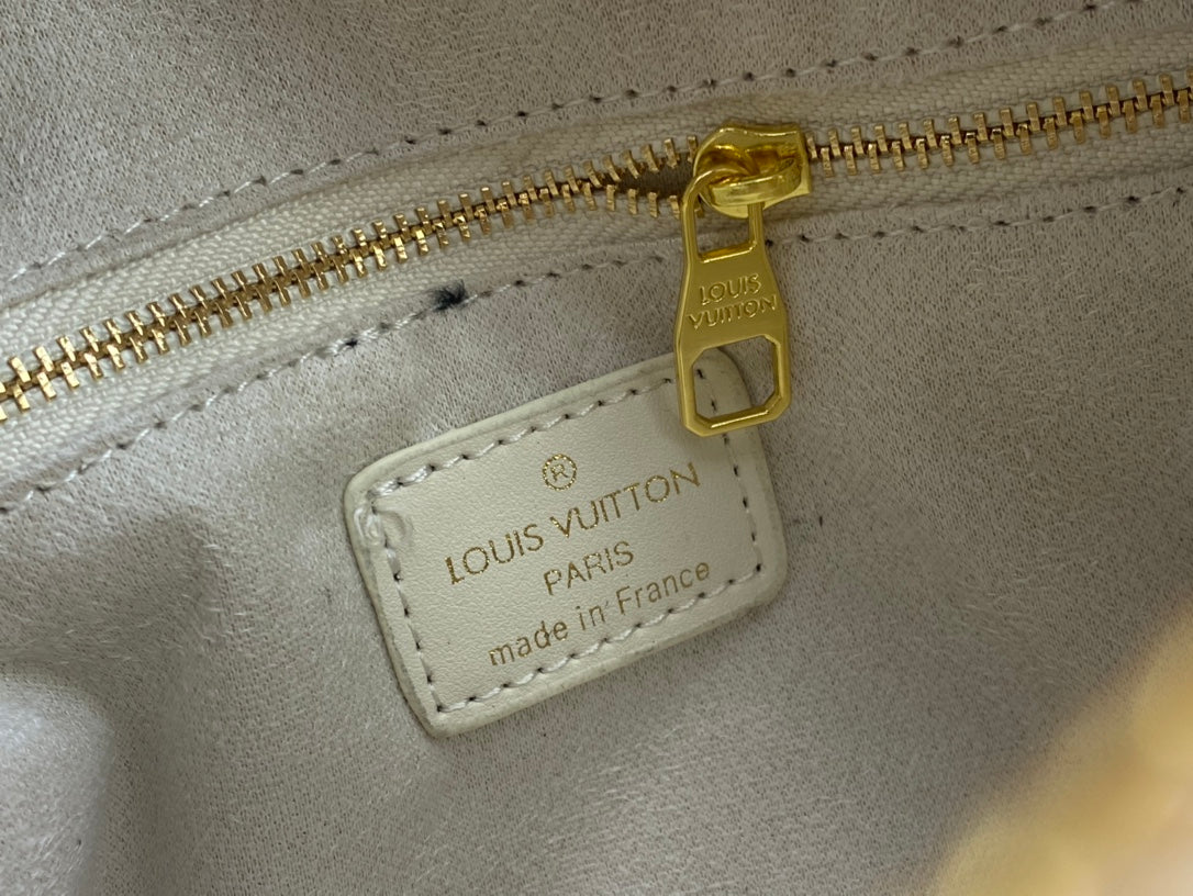 ESMEE - Top Quality Bags LUV 194