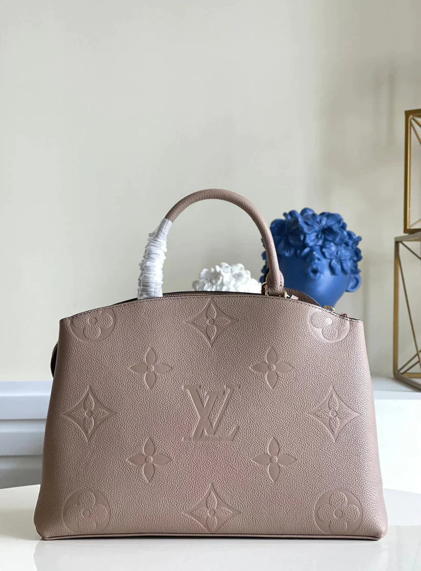 ESMEE - Top Quality Bags LUV 239