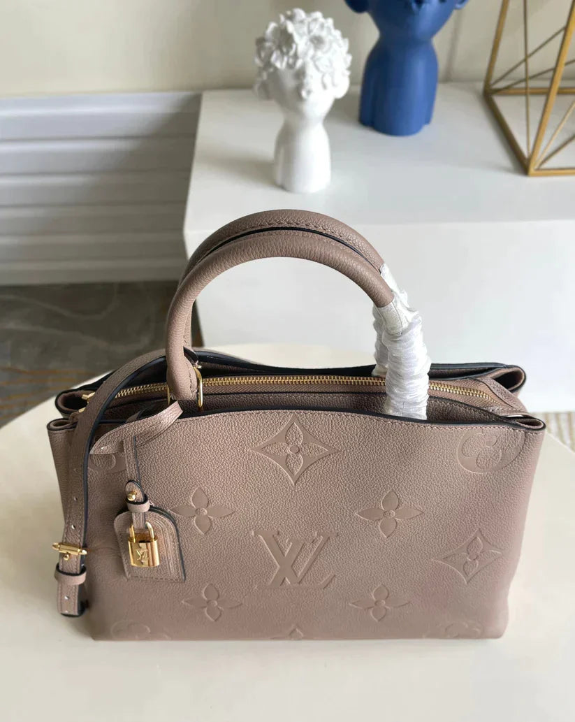 ESMEE - Top Quality Bags LUV 239