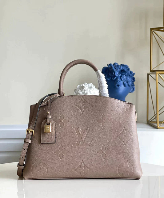 ESMEE - Top Quality Bags LUV 239