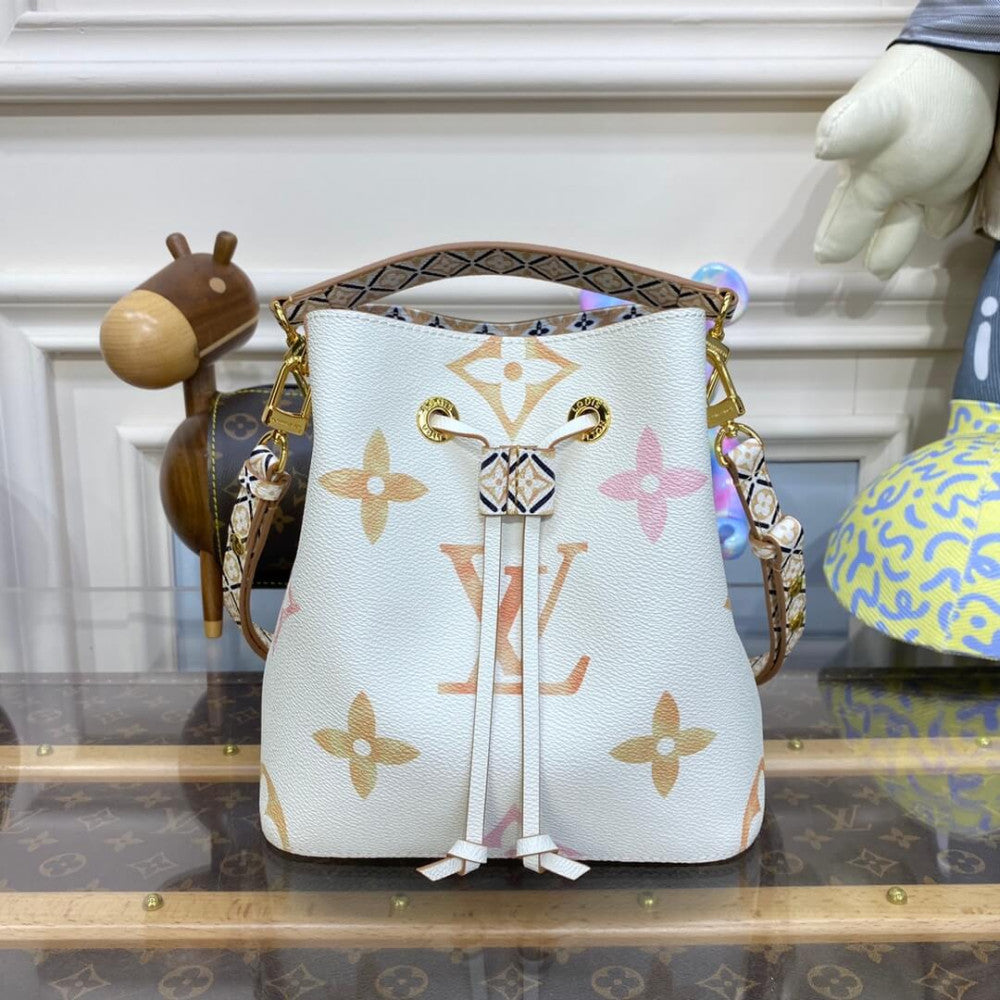 ESMEE - Top Quality Bags LUV 304